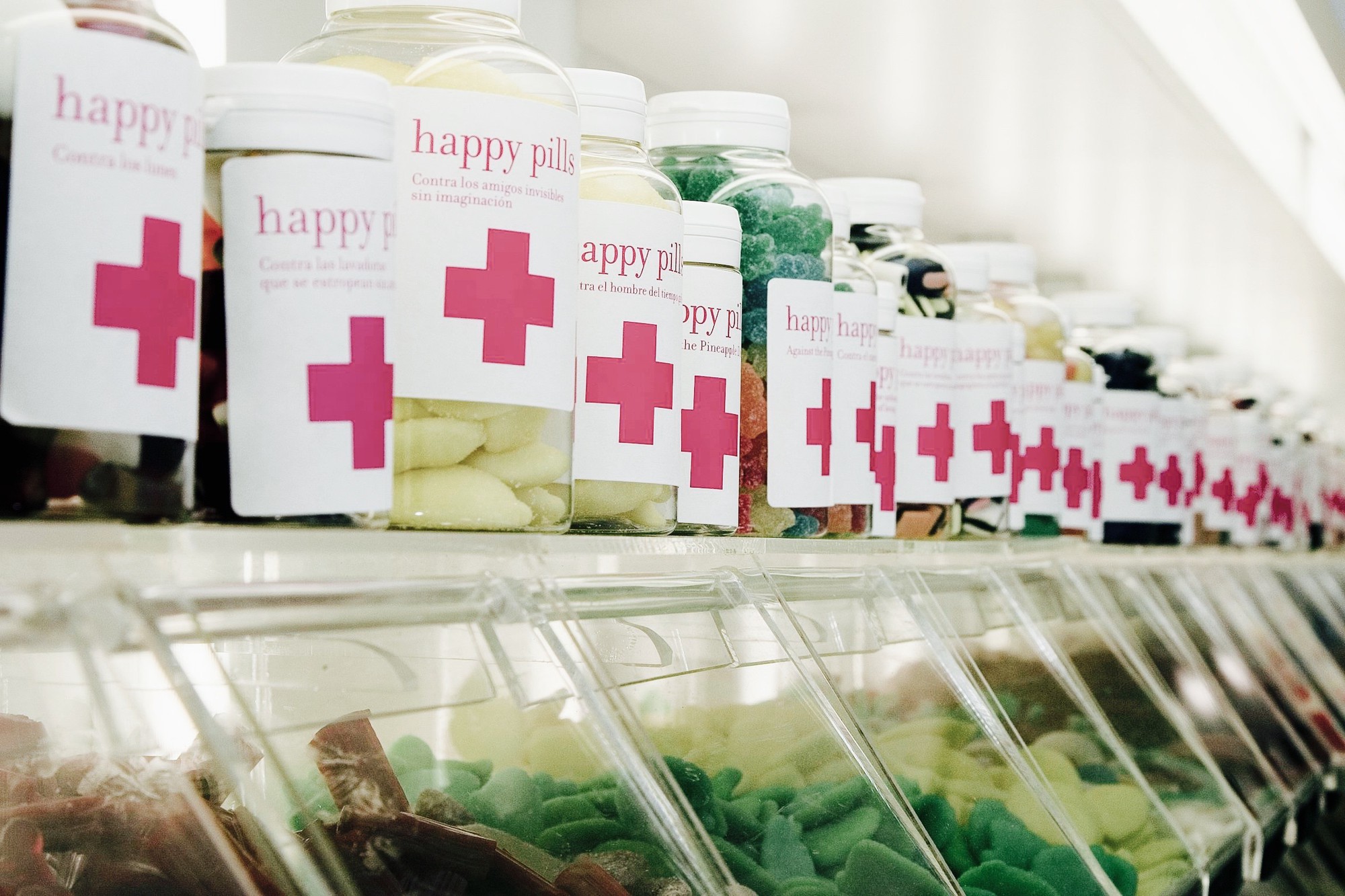 Thuốc vui vẻ happy pills là gì mà đến cả bé út Jungkook (BTS) cũng phải uống mấy cử? - Ảnh 1. Thuốc vui vẻ happy pills là gì mà đến cả bé út Jungkook (BTS) cũng phải uống mấy cử? - Ảnh 1.