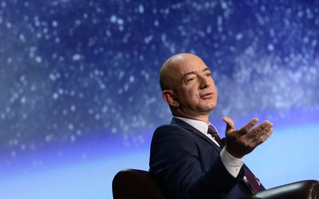 2 từ đơn giản nhưng cực thâm thúy chứa đựng phương châm thành công của Jeff Bezos: Quen thuộc với người Việt nhưng không phải ai cũng đủ kiên nhẫn để làm được - Ảnh 2.