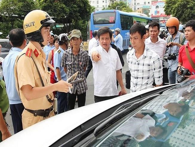 Ông Đoàn Ngọc Hải thôi làm Phó Chủ tịch UBND quận 1 - Ảnh 1.