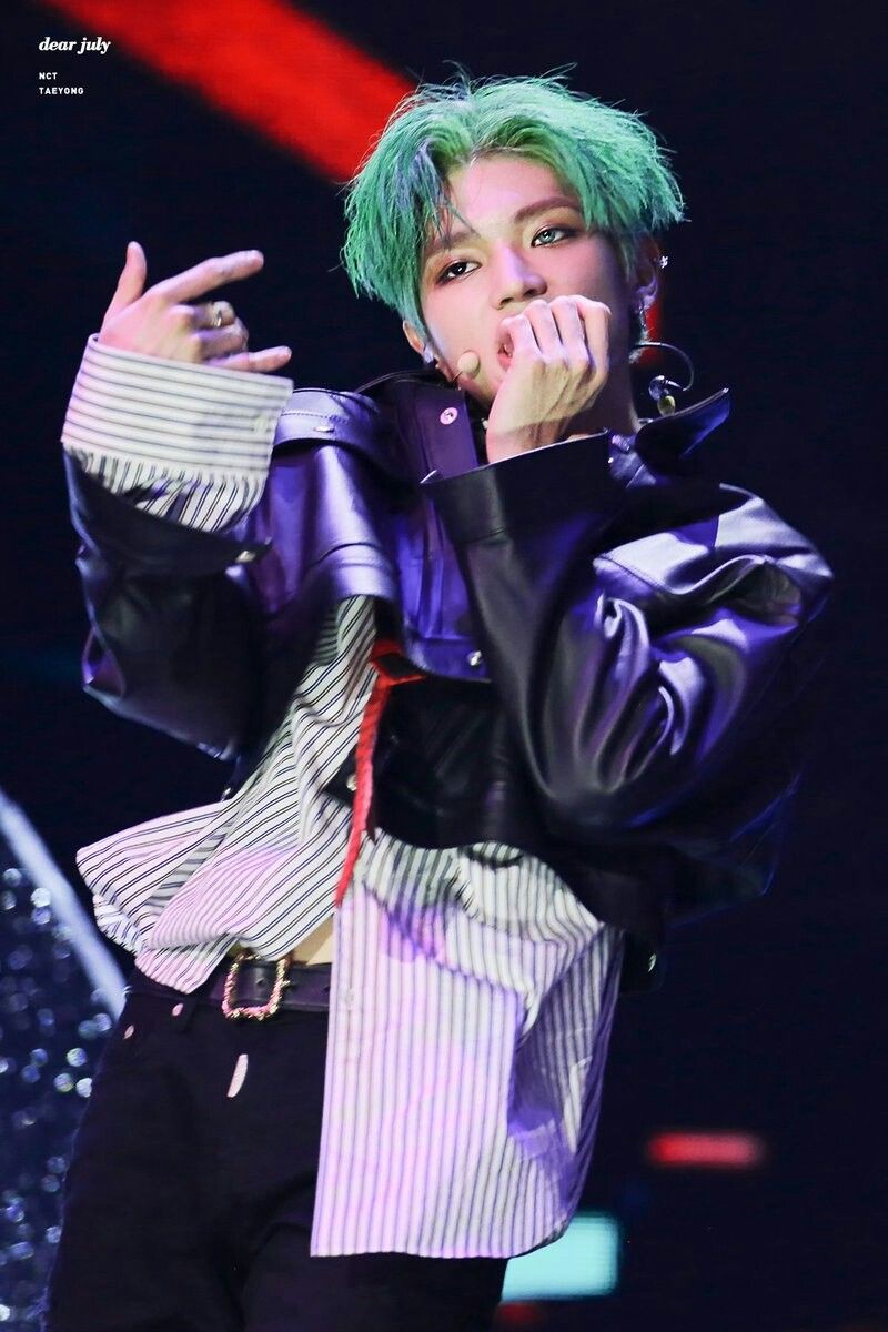 Điểm danh ngay những “bậc thầy sân khấu” của Kpop có khả năng gây sát thương cao ở mọi màn trình diễn - Ảnh 8. Điểm danh ngay những “bậc thầy sân khấu” của Kpop có khả năng gây sát thương cao ở mọi màn trình diễn - Ảnh 8.