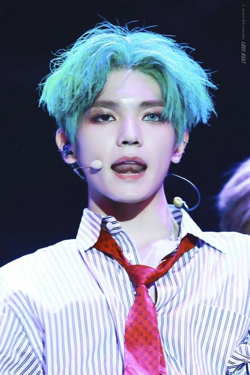 Điểm danh ngay những “bậc thầy sân khấu” của Kpop có khả năng gây sát thương cao ở mọi màn trình diễn - Ảnh 7. Điểm danh ngay những “bậc thầy sân khấu” của Kpop có khả năng gây sát thương cao ở mọi màn trình diễn - Ảnh 7.