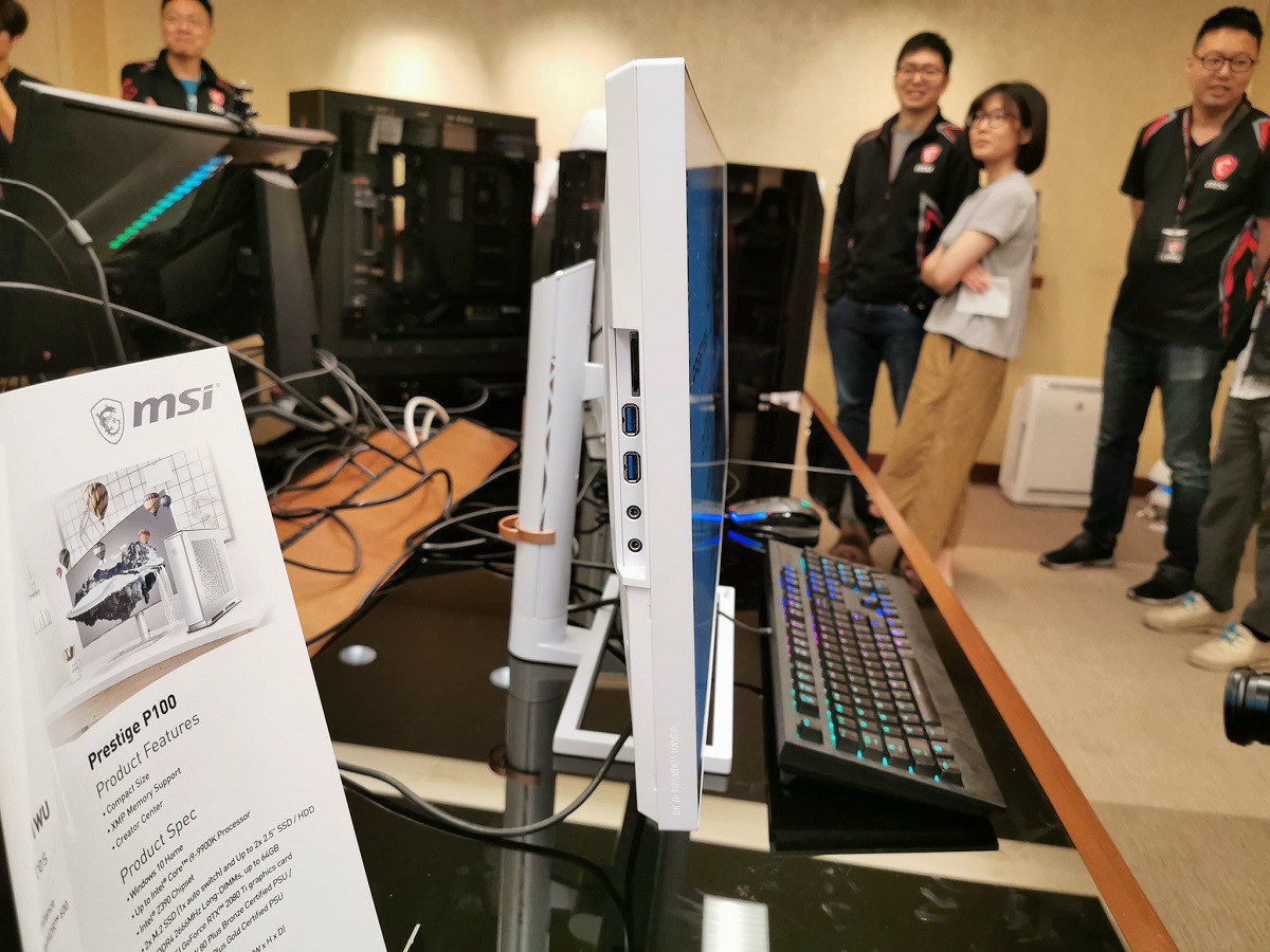 MSI đá đểu chân đế nghìn đô của Apple để quảng cáo cho màn hình 5K của mình - Ảnh 4.
