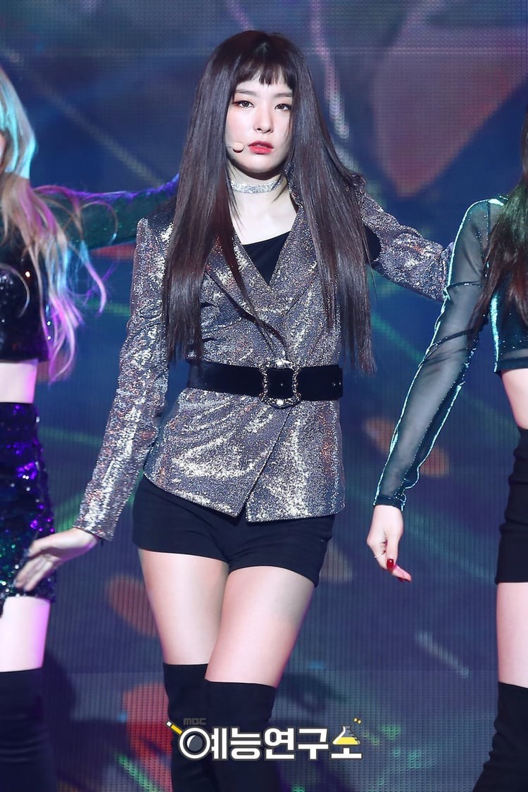 Điểm danh ngay những “bậc thầy sân khấu” của Kpop có khả năng gây sát thương cao ở mọi màn trình diễn - Ảnh 11. Điểm danh ngay những “bậc thầy sân khấu” của Kpop có khả năng gây sát thương cao ở mọi màn trình diễn - Ảnh 11.