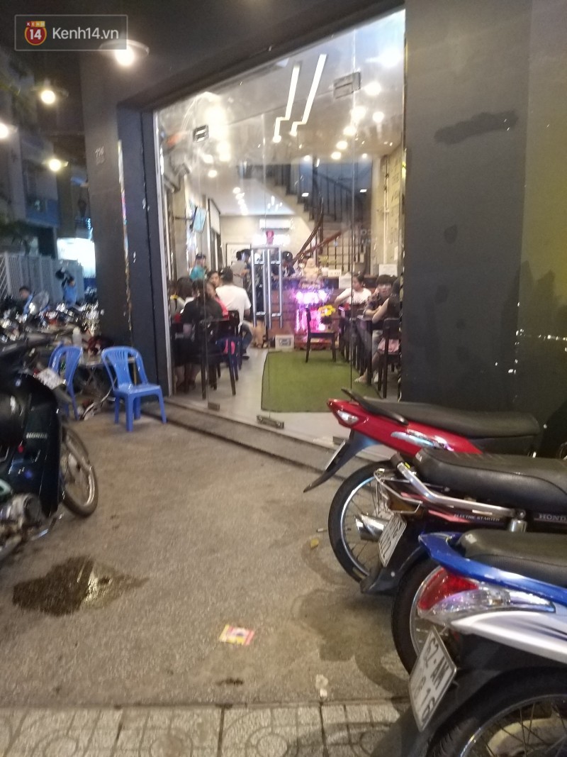 Không chỉ anh chủ hot, mì cay của Quốc Trường (Về nhà đi con) cũng thu hút lắm đây này - Ảnh 6.