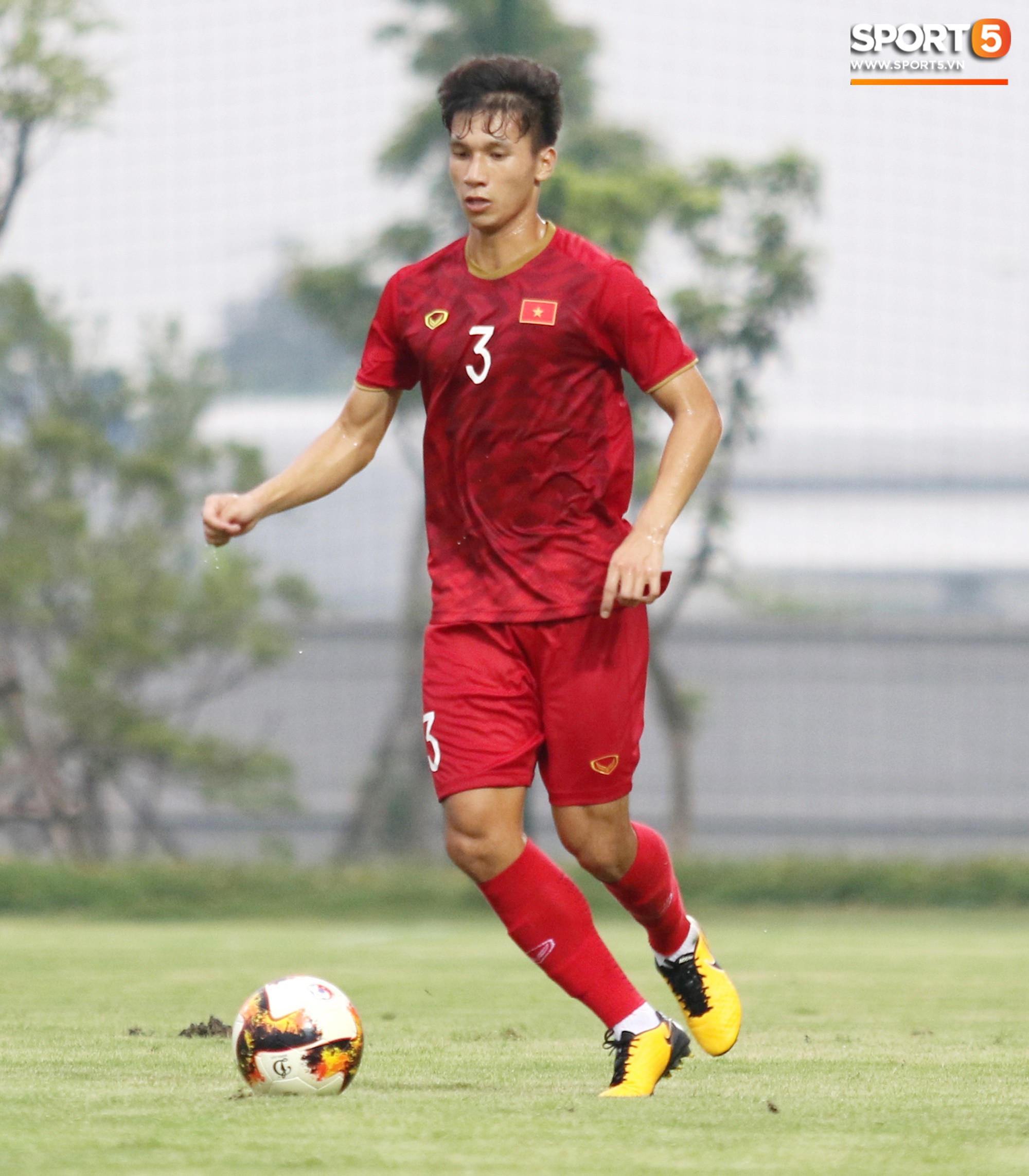 Đánh bại U18 Việt Nam, HLV Park Hang-seo phát hiện nhân tố thay thế Đình Trọng tại SEA Games - Ảnh 1. Đánh bại U18 Việt Nam, HLV Park Hang-seo phát hiện nhân tố thay thế Đình Trọng tại SEA Games - Ảnh 1.