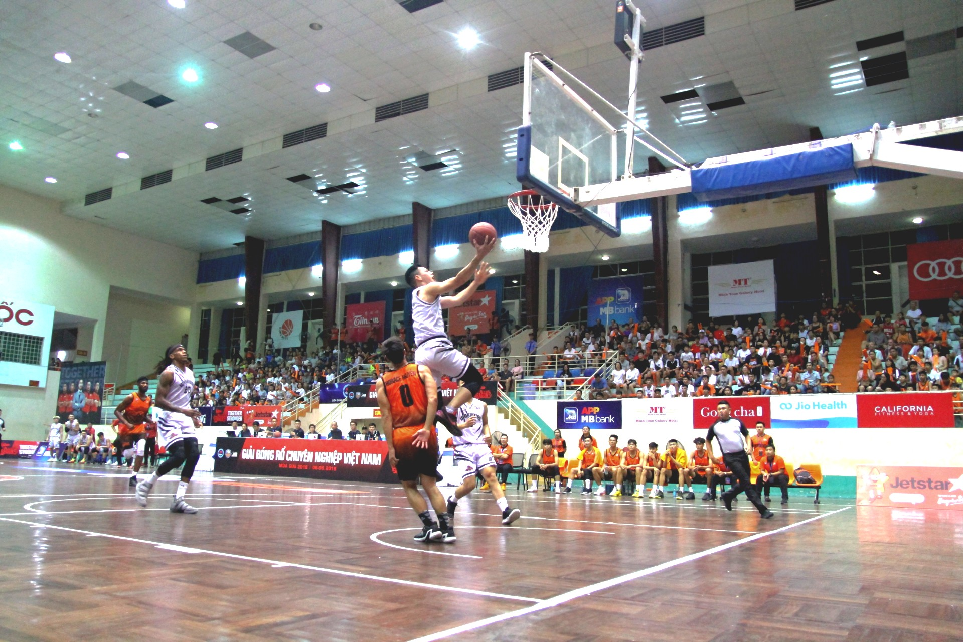 Lội ngược dòng ấn tượng, Danang Dragons ca khúc khải hoàn trước Thang Long Warriors - Ảnh 2. Lội ngược dòng ấn tượng, Danang Dragons ca khúc khải hoàn trước Thang Long Warriors - Ảnh 2.