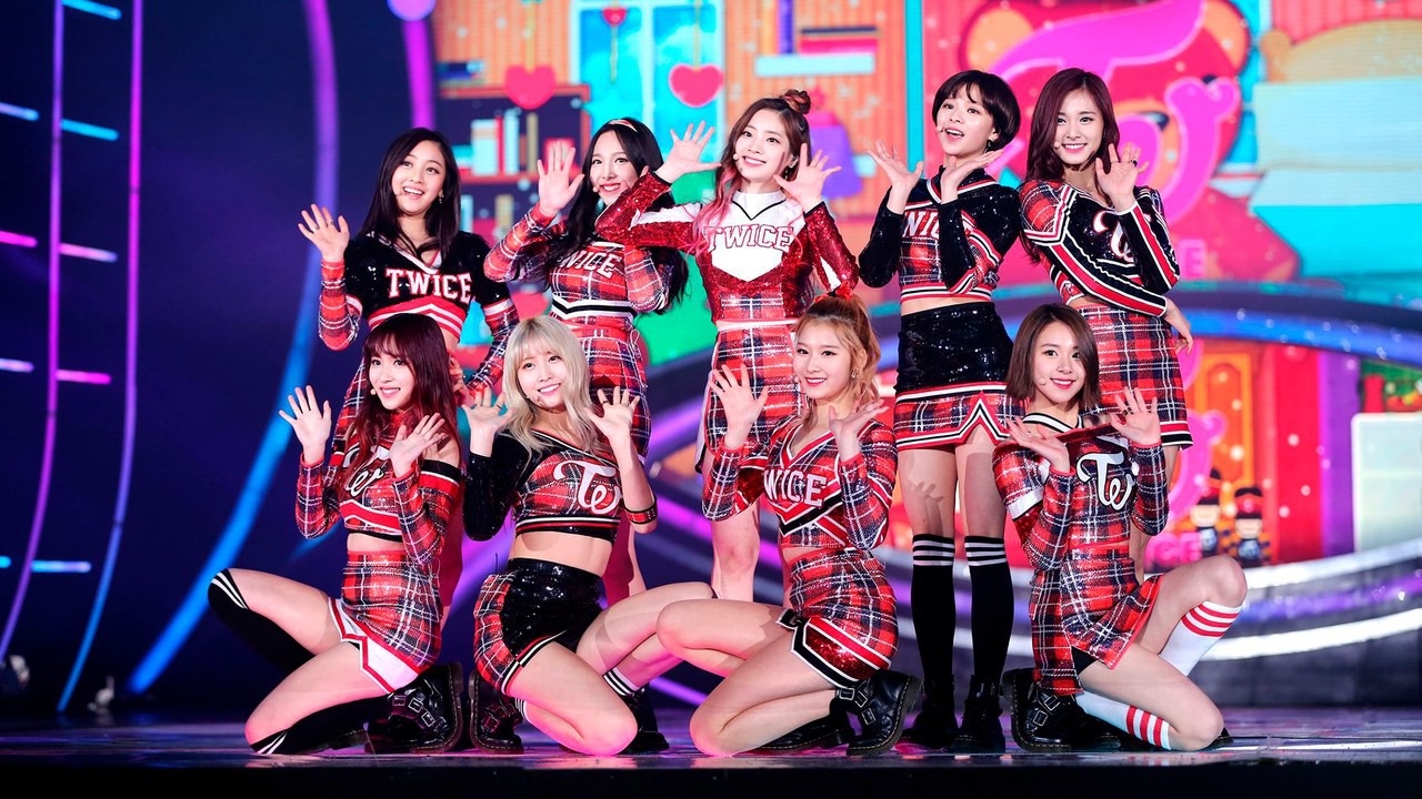 Đâu là những idolgroup Kpop gen 3 tích cực đẩy mạnh hoạt động nhóm thay vì hoạt động cá nhân? - Ảnh 2. Đâu là những idolgroup Kpop gen 3 tích cực đẩy mạnh hoạt động nhóm thay vì hoạt động cá nhân? - Ảnh 2.