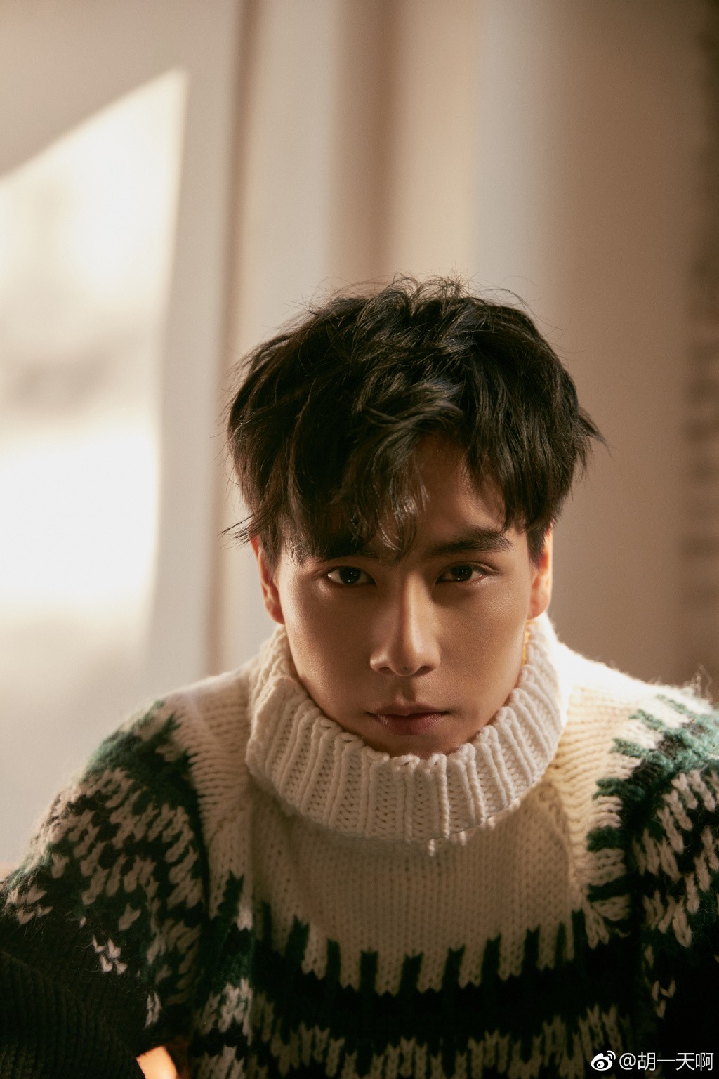 D&agrave;n cast C&aacute; Mực Hầm Mật đang g&acirc;y sốt: Dương Tử đ&atilde; lộ ảnh hẹn h&ograve; với nam ch&iacute;nh 8 m&uacute;i, Hồ Nhất Thi&ecirc;n bị tố đạo đức giả? - Ảnh 27.