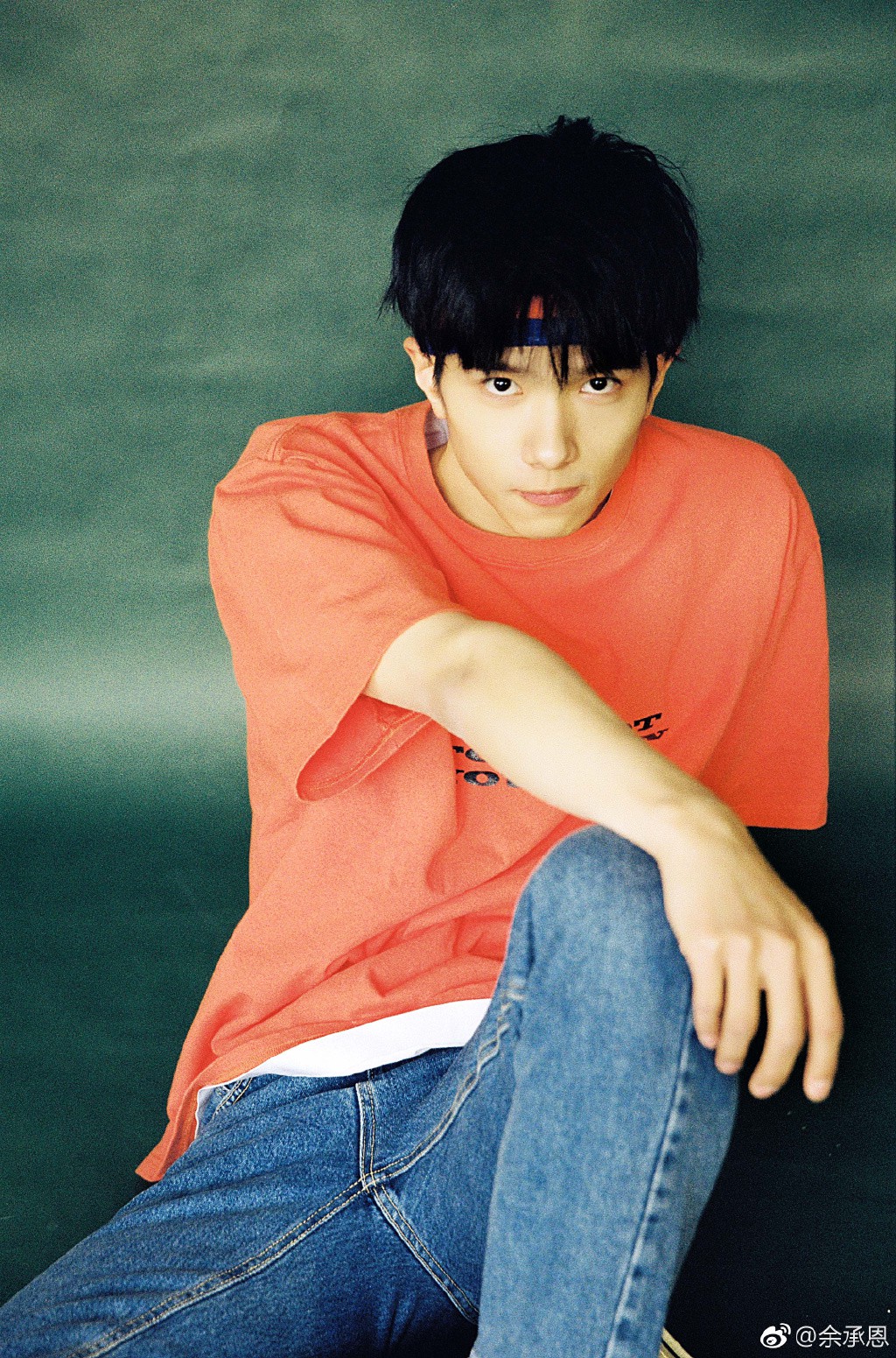 D&agrave;n cast C&aacute; Mực Hầm Mật đang g&acirc;y sốt: Dương Tử đ&atilde; lộ ảnh hẹn h&ograve; với nam ch&iacute;nh 8 m&uacute;i, Hồ Nhất Thi&ecirc;n bị tố đạo đức giả? - Ảnh 33.