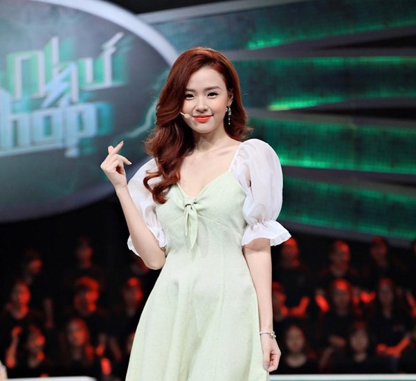 Midu lại gây thương nhớ với nhan sắc được ví như Tiểu Long Nữ trong 2 show cuối tuần - Ảnh 3.