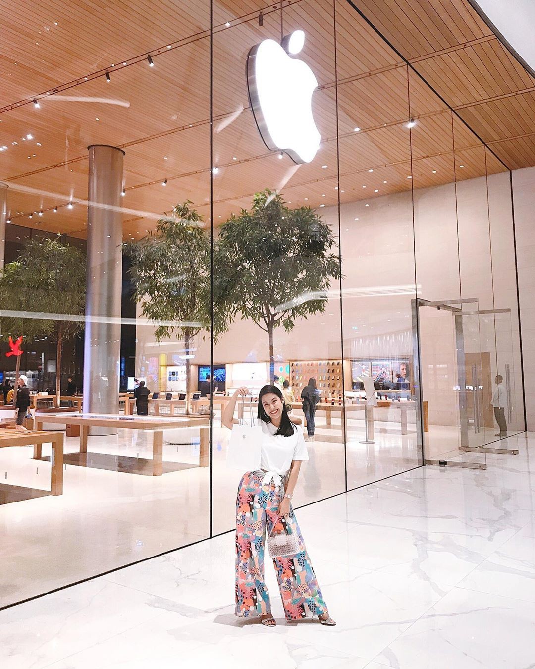 Đến Thái Lan mà chưa có ảnh check-in ở background “trái táo khuyết” huyền thoại như BB Trần thì uổng lắm à nghen! - Ảnh 14. Đến Thái Lan mà chưa có ảnh check-in ở background “trái táo khuyết” huyền thoại như BB Trần thì uổng lắm à nghen! - Ảnh 14.
