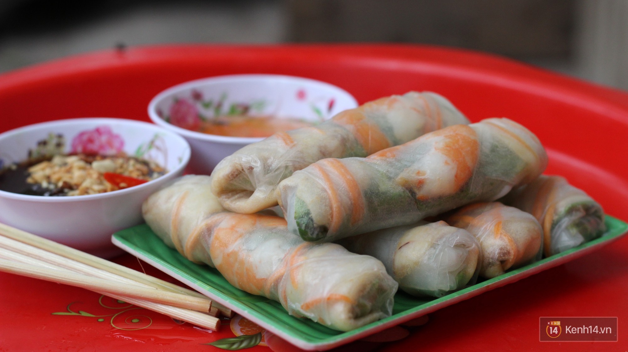 Cuốn mùa xuân và cuốn mùa hè: hai cái tên… chẳng biết từ đâu ra của nem rán và gỏi cuốn Việt Nam - Ảnh 3.