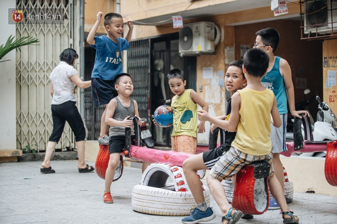 Xem các siêu nhí anh hùng hồ hởi đi tìm ý nghĩa mùa hè trong những vết lấm bẩn - Ảnh 8.