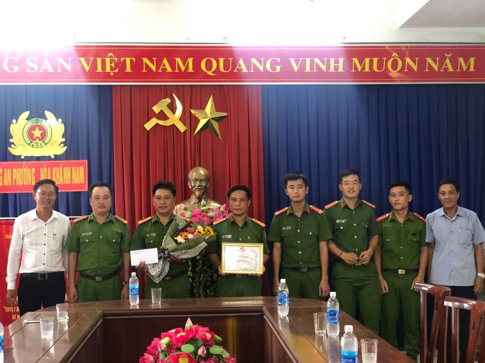 Thanh niên 20 tuổi đột nhập căng tin trường ĐH sư phạm Đà Nẵng trộm 50 triệu đồng - Ảnh 3. Thanh niên 20 tuổi đột nhập căng tin trường ĐH sư phạm Đà Nẵng trộm 50 triệu đồng - Ảnh 3.