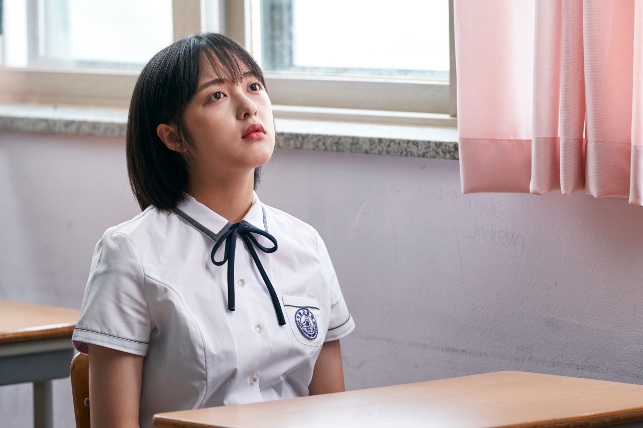 Kim Bo Ra (SKY Castle) lại đ&oacute;ng phim thanh xu&acirc;n, netizen hỏi nhau t&iacute;nh đ&oacute;ng nữ sinh cả đời hả chị? - Ảnh 10.