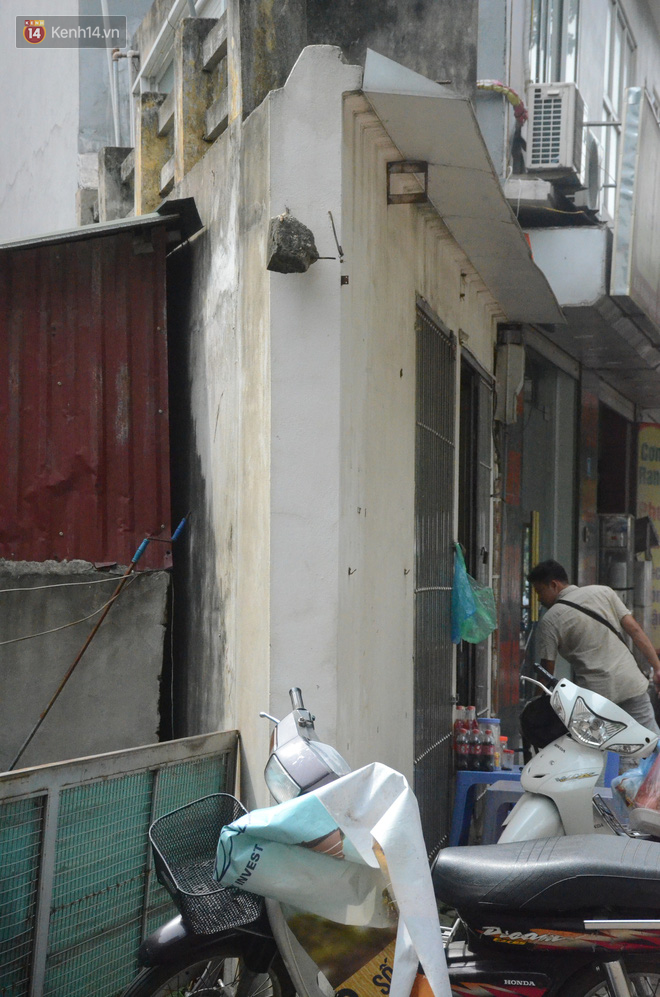 Chùm ảnh: Cận cảnh những căn nhà hình dáng siêu dị ở Hà Nội - Ảnh 2.