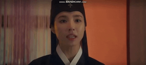 Tân Binh Học Sử Goo Hae Ryung: Shin Se Kyung bất ngờ đi lấy chồng, ai nấy cứ tưởng... hết phim! - Ảnh 1.