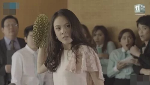 Chặt đuôi tiểu tam như chị Linh (Về Nhà Đi Con) đã ăn thua gì, 4 màn đánh ghen kinh hồn bạt vía phim Thái sau mới sợ! - Ảnh 17. Chặt đuôi tiểu tam như chị Linh (Về Nhà Đi Con) đã ăn thua gì, 4 màn đánh ghen kinh hồn bạt vía phim Thái sau mới sợ! - Ảnh 17.