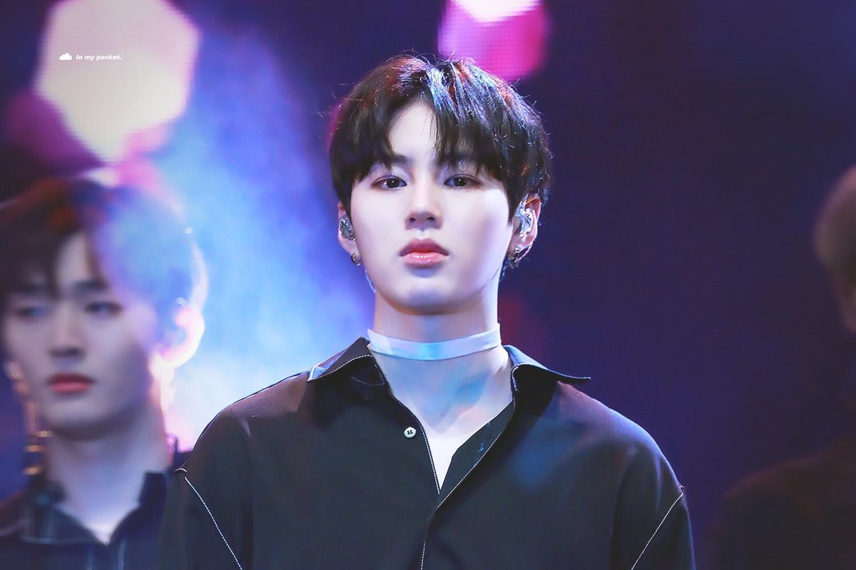 Top 30 nam idol hot nhất hiện nay: Top 1-2 là nam thần ai cũng biết, bất ngờ thứ hạng Baekhyun (EXO) so với V (BTS) - Ảnh 6. Top 30 nam idol hot nhất hiện nay: Top 1-2 là nam thần ai cũng biết, bất ngờ thứ hạng Baekhyun (EXO) so với V (BTS) - Ảnh 6.