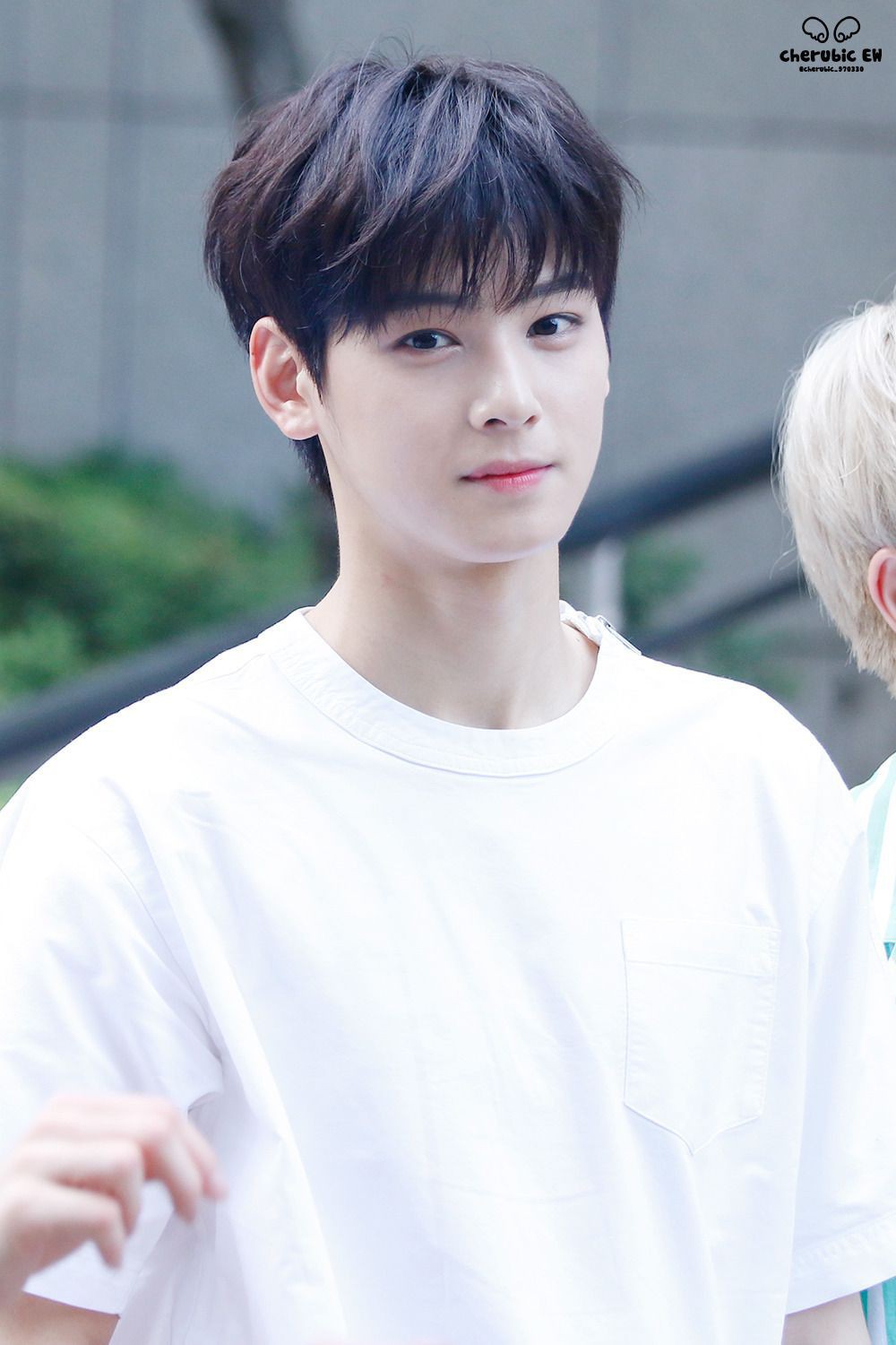 Top 30 nam idol hot nhất hiện nay: Top 1-2 là nam thần ai cũng biết, bất ngờ thứ hạng Baekhyun (EXO) so với V (BTS) - Ảnh 4. Top 30 nam idol hot nhất hiện nay: Top 1-2 là nam thần ai cũng biết, bất ngờ thứ hạng Baekhyun (EXO) so với V (BTS) - Ảnh 4.
