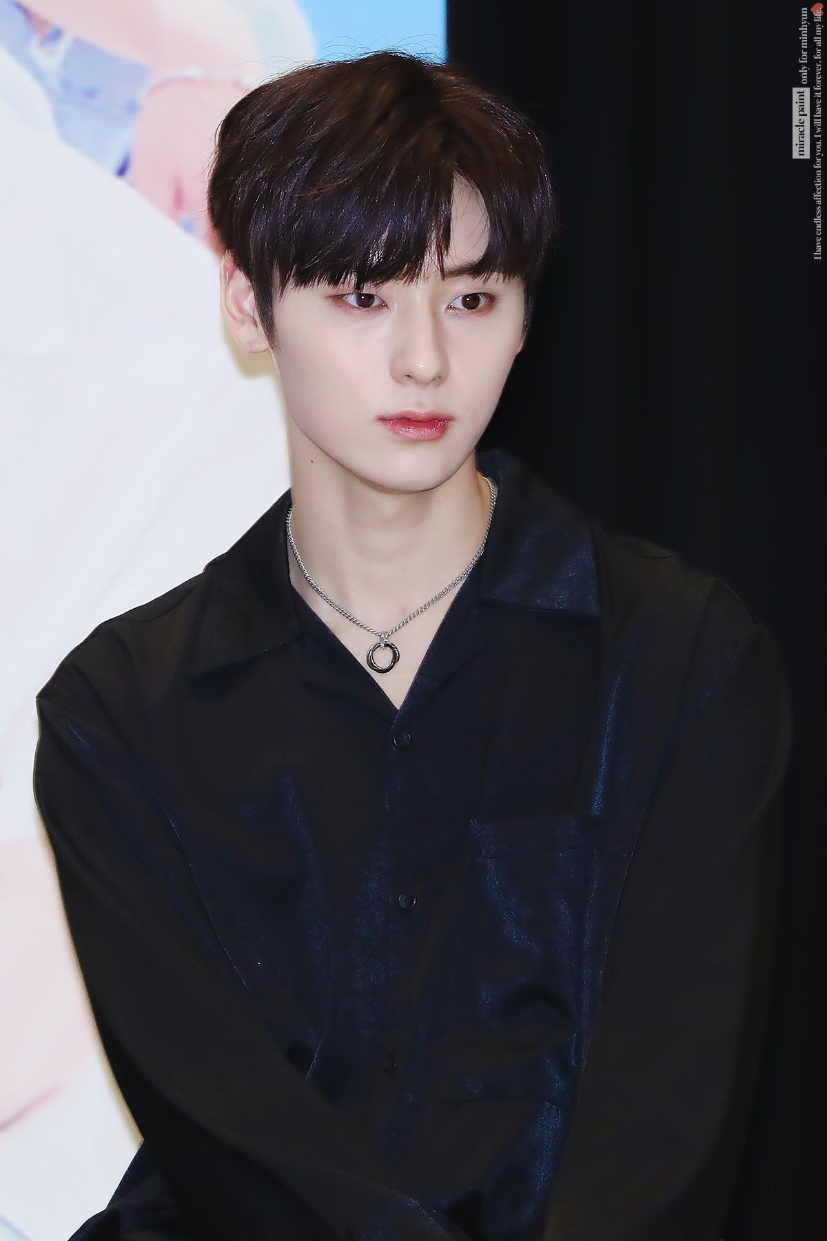 Top 30 nam idol hot nhất hiện nay: Top 1-2 là nam thần ai cũng biết, bất ngờ thứ hạng Baekhyun (EXO) so với V (BTS) - Ảnh 10. Top 30 nam idol hot nhất hiện nay: Top 1-2 là nam thần ai cũng biết, bất ngờ thứ hạng Baekhyun (EXO) so với V (BTS) - Ảnh 10.