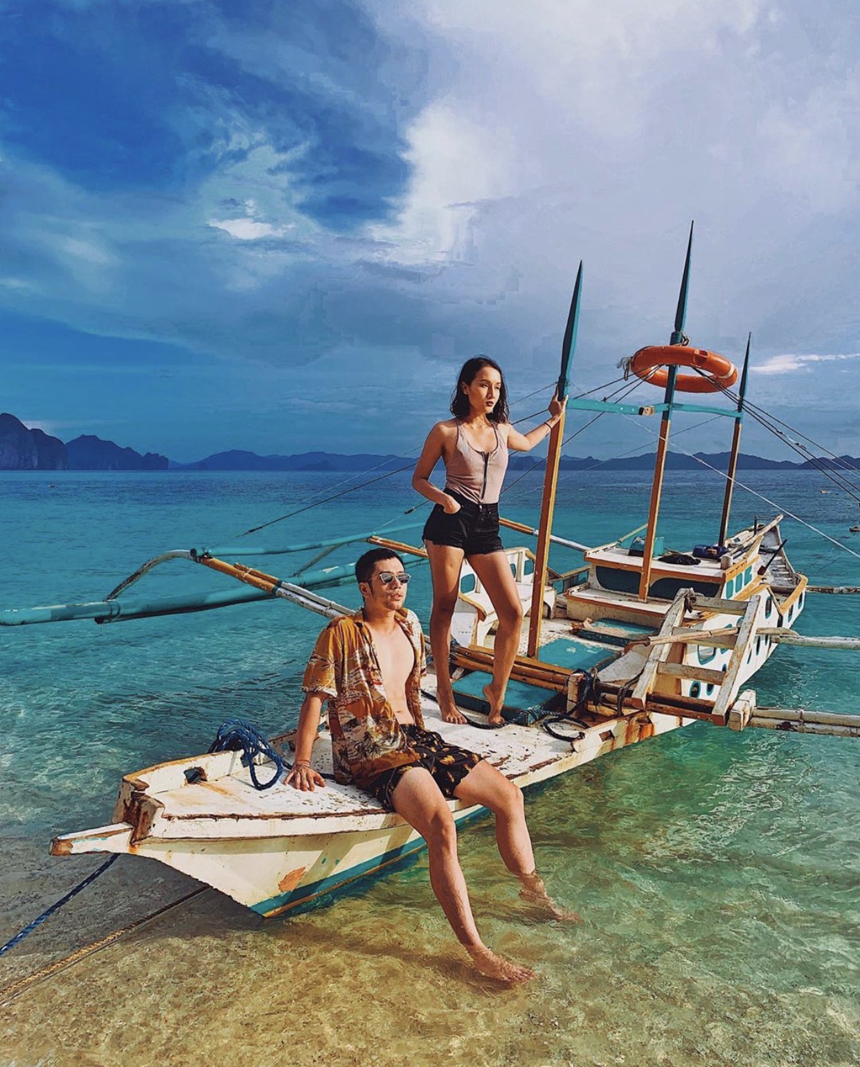 Gạt hết lùm xùm sang 1 bên để nhìn lại chuyến đi El Nido của hội bạn thân vợ chồng Giang Ơi, Dino Vũ, Khánh Linh: Chơi cả tháng cũng không chán! - Ảnh 25. Gạt hết lùm xùm sang 1 bên để nhìn lại chuyến đi El Nido của hội bạn thân vợ chồng Giang Ơi, Dino Vũ, Khánh Linh: Chơi cả tháng cũng không chán! - Ảnh 25.