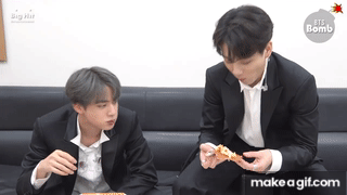Xem anh cả Jin dạy Jungkook (BTS) ăn pizza: ăn không ngon là thiếu tôn trọng pizza đó! - Ảnh 6.