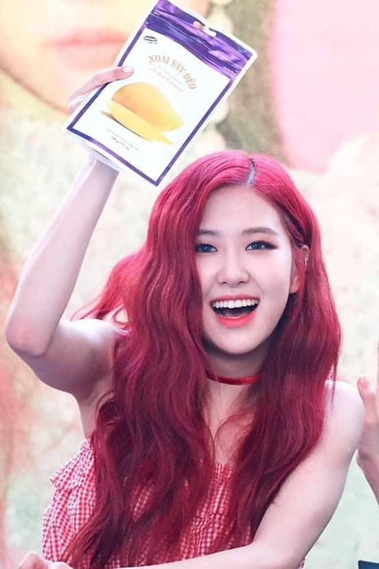 Ra mà xem, Rosé (BLACKPINK) sắp thành đại sứ của ẩm thực Việt  rồi đây này! - Ảnh 1.