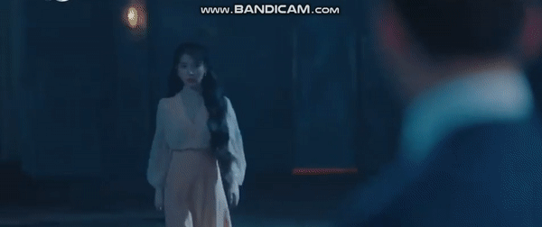 Quản l&yacute; sợ ma Yeo Jin Goo (Hotel Del Luna) l&agrave; người t&igrave;nh kiếp trước của b&agrave; chủ kh&aacute;ch sạn IU phải kh&ocirc;ng ta? - Ảnh 8.