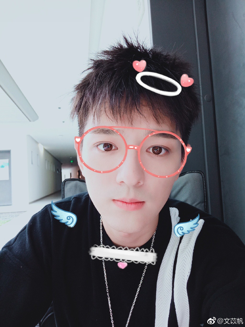 Ngã ngửa tuổi thật của Gun thần Lý Hiện và Grunt (Cá Mực Hầm Mật) ngoài đời: Người 28 tuổi làm chú, kẻ 33 làm cháu! - Ảnh 7. Ngã ngửa tuổi thật của Gun thần Lý Hiện và Grunt (Cá Mực Hầm Mật) ngoài đời: Người 28 tuổi làm chú, kẻ 33 làm cháu! - Ảnh 7.