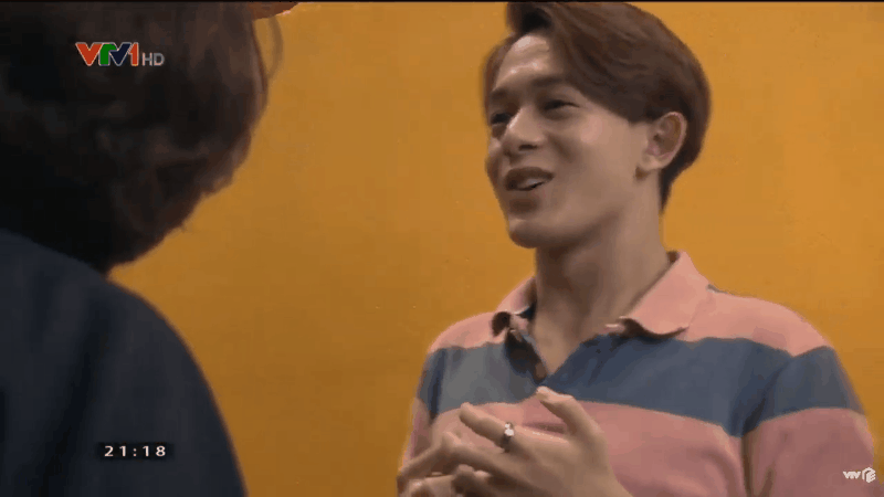 Học đòi bố Quốc sút bừa khi cầm cưa crush, Bảo (Về Nhà Đi Con) bị Tomboyloichoi đánh không trượt phát nào - Ảnh 1.