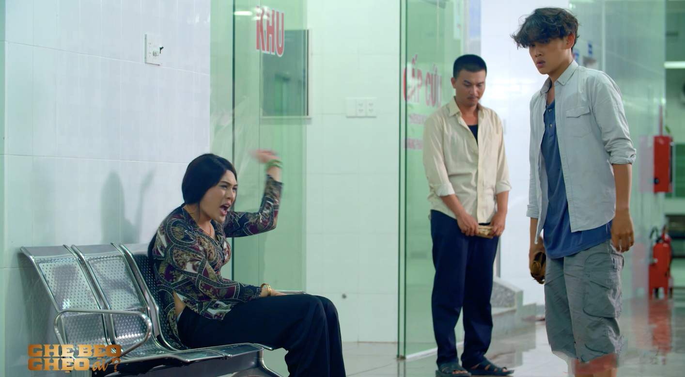 Tập 5 Ghe Bẹo Ghẹo Ai?: Nghiệp quật đúng giờ là khi Thêm đang dở tay hại người thì bị túm đầu ra tẩn lên bờ xuống ao - Ảnh 3. Tập 5 Ghe Bẹo Ghẹo Ai?: Nghiệp quật đúng giờ là khi Thêm đang dở tay hại người thì bị túm đầu ra tẩn lên bờ xuống ao - Ảnh 3.