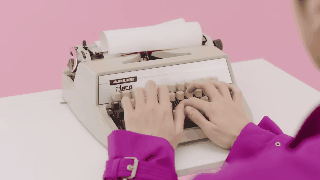 Tưởng đơn giản nhưng MV debut của Kang Daniel lại chứa 1001 ẩn ý sâu sắc, liệu bạn có nhận ra? - Ảnh 5. Tưởng đơn giản nhưng MV debut của Kang Daniel lại chứa 1001 ẩn ý sâu sắc, liệu bạn có nhận ra? - Ảnh 5.