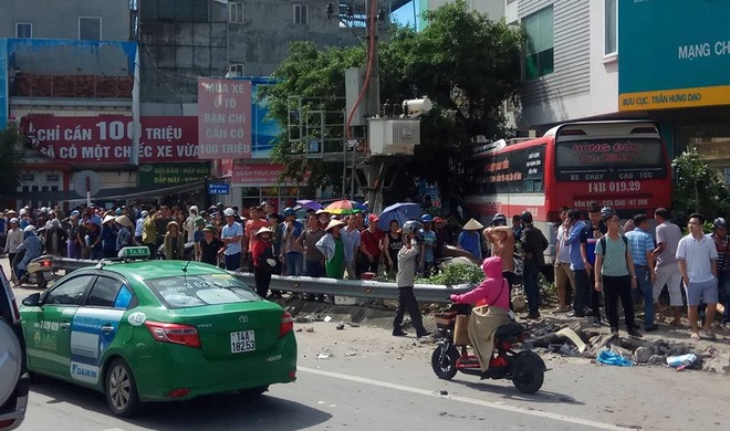 Cận cảnh hiện trường xe khách của nhà xe Đức Hùng gặp nạn khiến 5 người thương vong ở Quảng Ninh - Ảnh 9.