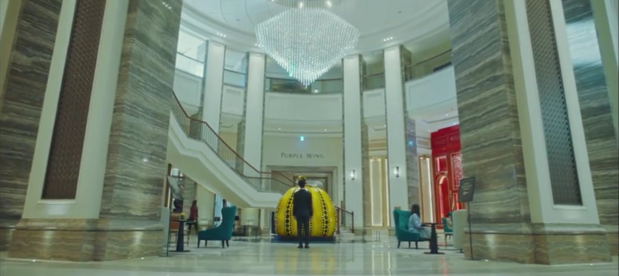 Tưởng ảo mà có thật, hóa ra khách sạn ma quái trong 'Hotel Del Luna' l