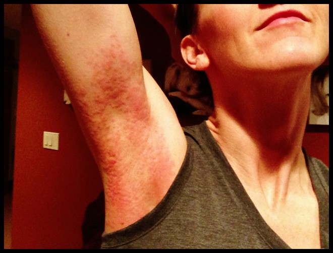 Điều g&igrave; sẽ xảy ra nếu bạn mặc ngay quần &aacute;o mới mua m&agrave; kh&ocirc;ng giặt? - Ảnh 1.