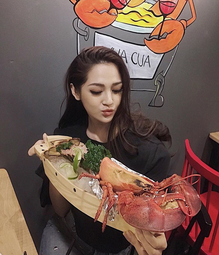 Dù hiếm khi check in với đồ ăn nhưng Bảo Anh phát biểu chân lý mà hội ăn cả thế giới ai cũng phải gật  đầu lia lịa - Ảnh 4.