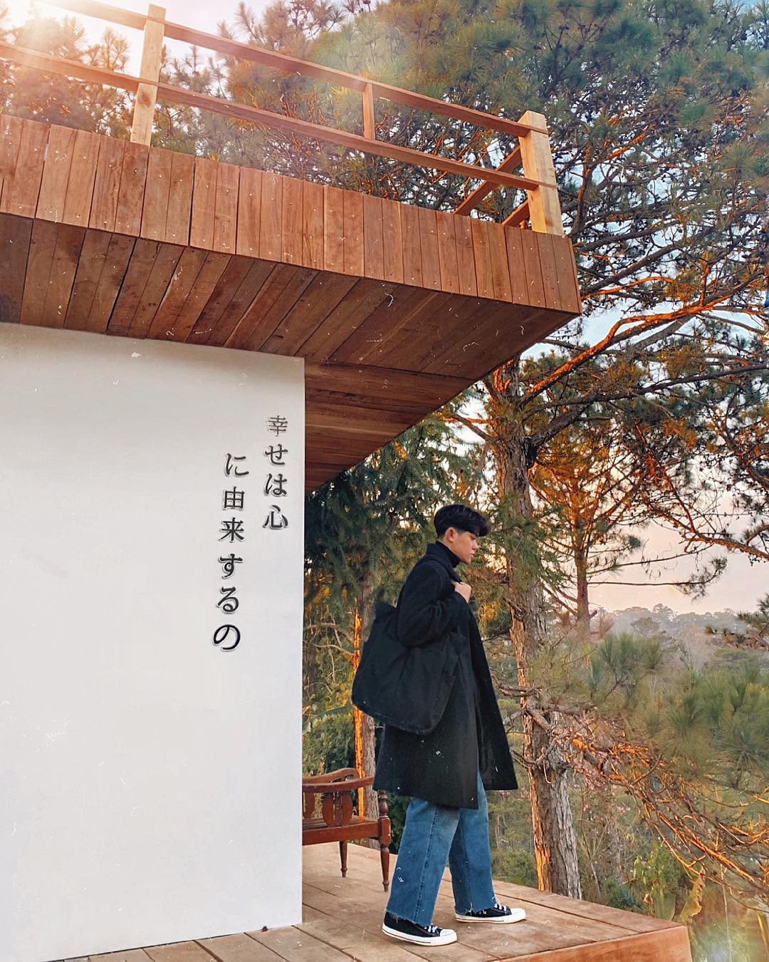 Lên Đà Lạt làm bạn với cá Koi, Kỳ Duyên và Minh Triệu khiến fan “ngất lịm” trước quán cafe style Nhật cực hot này! - Ảnh 11. Lên Đà Lạt làm bạn với cá Koi, Kỳ Duyên và Minh Triệu khiến fan “ngất lịm” trước quán cafe style Nhật cực hot này! - Ảnh 11.