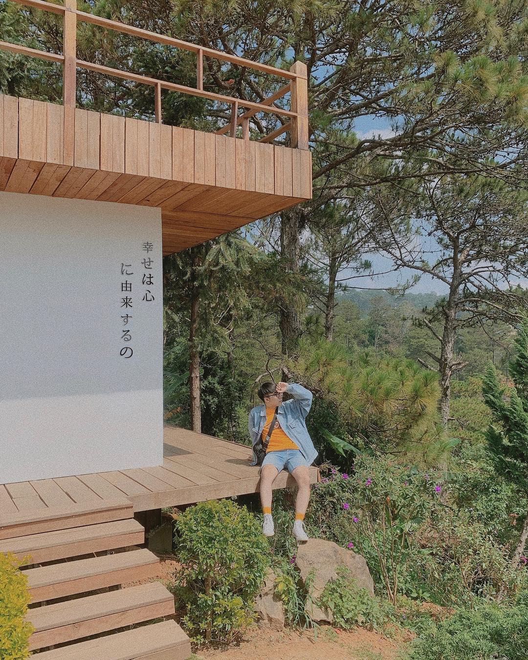 Lên Đà Lạt làm bạn với cá Koi, Kỳ Duyên và Minh Triệu khiến fan “ngất lịm” trước quán cafe style Nhật cực hot này! - Ảnh 28. Lên Đà Lạt làm bạn với cá Koi, Kỳ Duyên và Minh Triệu khiến fan “ngất lịm” trước quán cafe style Nhật cực hot này! - Ảnh 28.