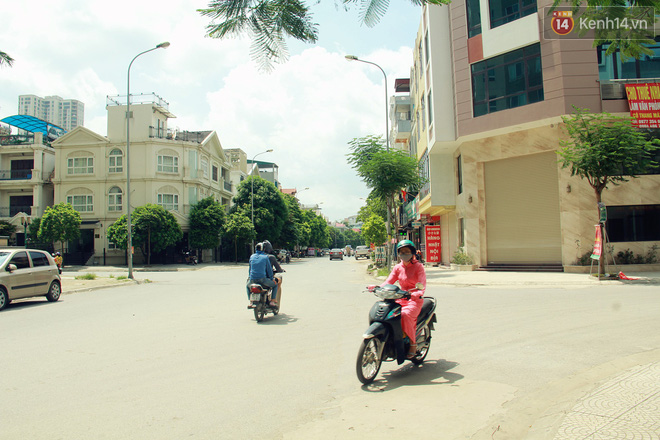 H&agrave; Nội: Xuất hiện tuyến phố lạ được người d&acirc;n đồng loạt treo biển hiệu v&agrave; gọi l&agrave; &ldquo;Đường Hyundai&rdquo; - Ảnh 2.