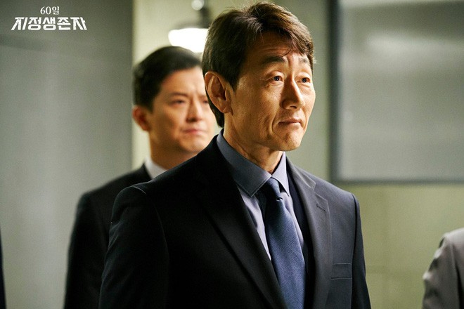 Làm phim bóc phốt gắt hơn scandal chấn động của Seungri, thiên hạ trầm trồ với Tổng Thống 60 Ngày của tvN - Ảnh 7.