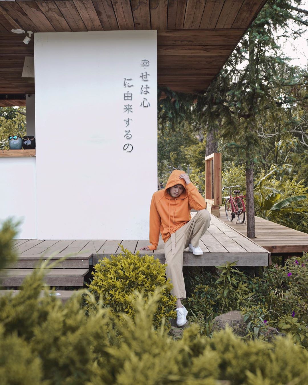 Lên Đà Lạt làm bạn với cá Koi, Kỳ Duyên và Minh Triệu khiến fan “ngất lịm” trước quán cafe style Nhật cực hot này! - Ảnh 1. Lên Đà Lạt làm bạn với cá Koi, Kỳ Duyên và Minh Triệu khiến fan “ngất lịm” trước quán cafe style Nhật cực hot này! - Ảnh 1.