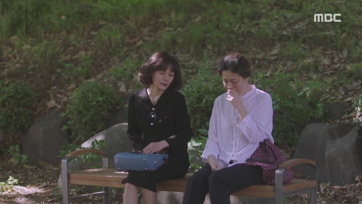 Đ&ecirc;m Xu&acirc;n tập 14: Han Ji Min đ&aacute;p trả si&ecirc;u ngầu, đ&ograve;i tới nh&agrave; bố t&igrave;nh cũ chỉ để lấy ảnh chụp trộm Jung Hae In - Ảnh 8.