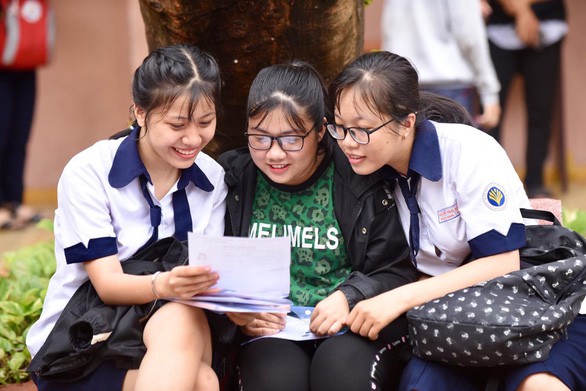 Điểm s&agrave;n x&eacute;t tuyển v&agrave;o Đại học Luật H&agrave; Nội năm 2019 ra sao? - Ảnh 1.