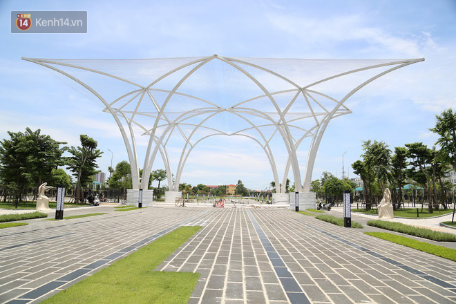 Cận cảnh công viên âm nhạc 200 tỷ đồng được thiết kế hình cây đàn sắp khai trương ở Hà Nội - Ảnh 12.