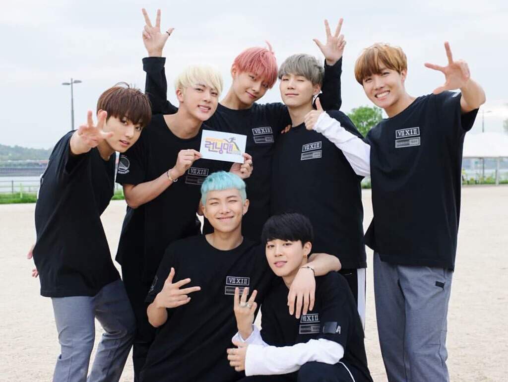 BTS bất ngờ nghỉ xả hơi, ARMY nếu có nhớ thì nên xem lại các show này! - Ảnh 9. BTS bất ngờ nghỉ xả hơi, ARMY nếu có nhớ thì nên xem lại các show này! - Ảnh 9.