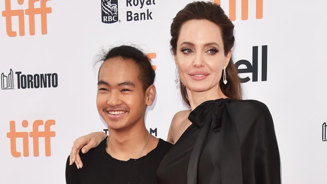 Angelina Jolie bắt các con phải mặc quần áo và ăn đồ rẻ tiền? - Ảnh 2.