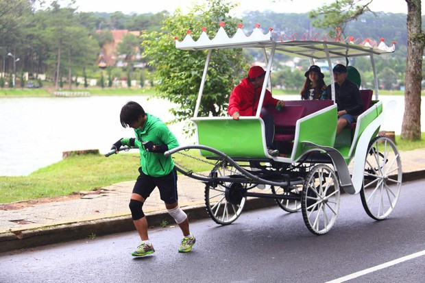 Xem lại các mùa trước mới thấy Nhảy cóc của Cuộc đua kỳ thú 2019 vẫn còn nhẹ chán! - Ảnh 4.