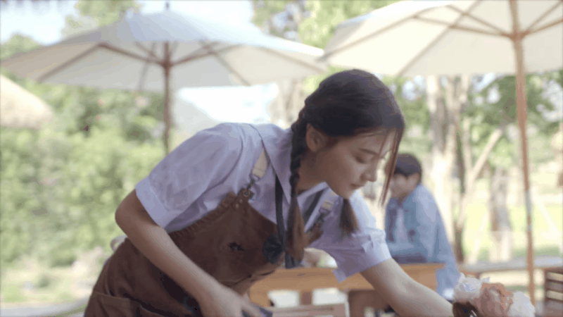 Nghiệp quật mỹ nh&acirc;n Baifern: Mới ng&agrave;y n&agrave;o gieo rắc friend zone, nay đ&atilde; phải l&agrave;m osin cho cậu bạn trời h&agrave;nh - Ảnh 5.