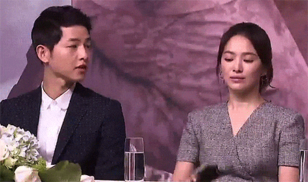 Từ phim giả tình thật mà ra, 2 cặp vợ chồng Song Hye Kyo và Goo Hye Sun có điếng người khi nhìn loạt cảnh ân ái này? - Ảnh 25.